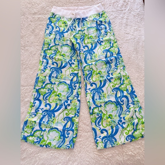 Lilly Pulitzer- The Beach Pants in “Crystal Coast” print - Picture 1 of 3